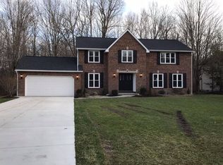 6 White Pine Ct, East Amherst, NY 14051