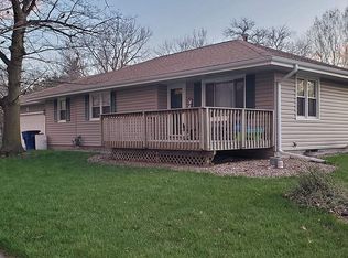 407 S School St, Wilber, NE 68465