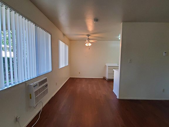 2nd image of 7400 Pacific Ave APT 2
