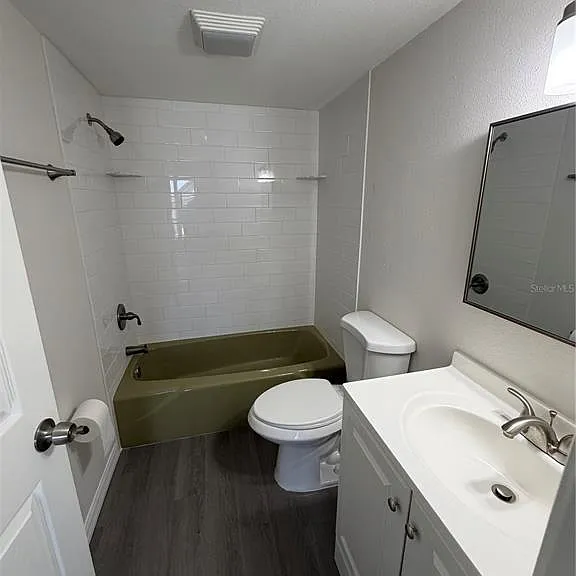 21287 Gertrude Ave #208 — Photo 5
