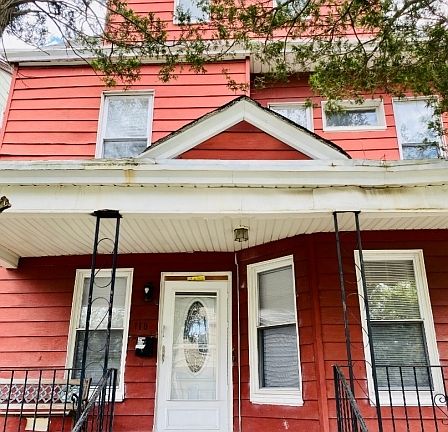 2nd image of 118 N 19th St