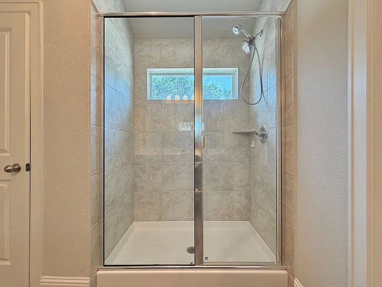 4300 Liberty Ln — Photo 22