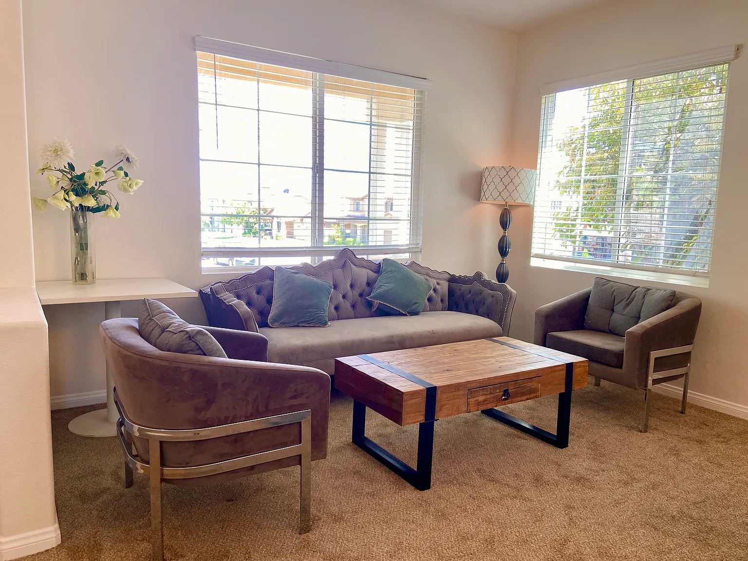 5 bed, 3349 sqft, $4,800 — Photo 3