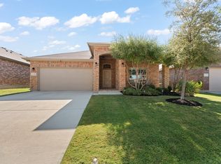 15736 Redgrave Dr, Justin, TX 76247