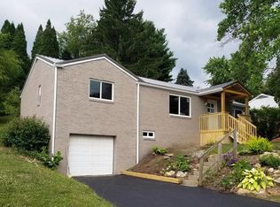 10 Fairview Ave, Clarion, PA 16214