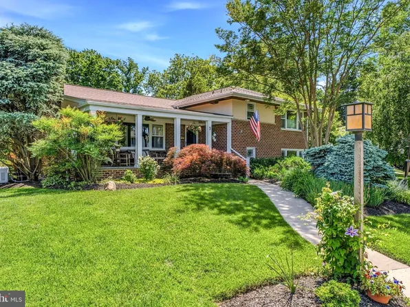 3 Saint Michaels Way, Baltimore, MD 21212
