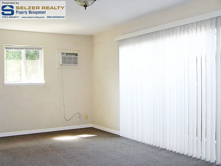 1173 Helen Ave — Photo 9