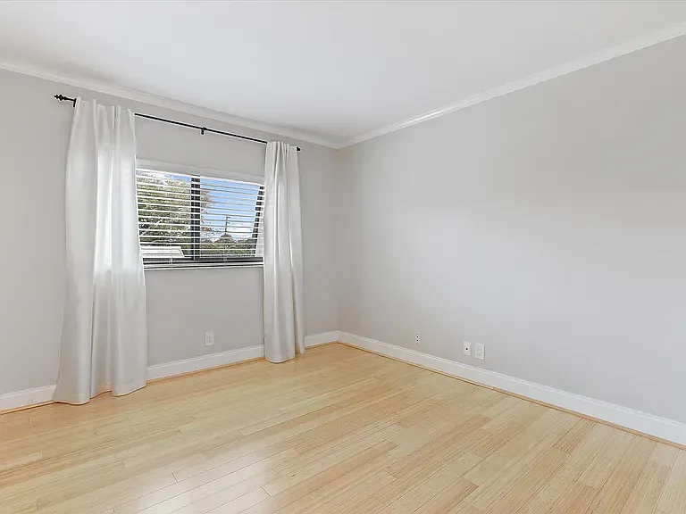 1220 Homewood Blvd #202-B — Photo 17