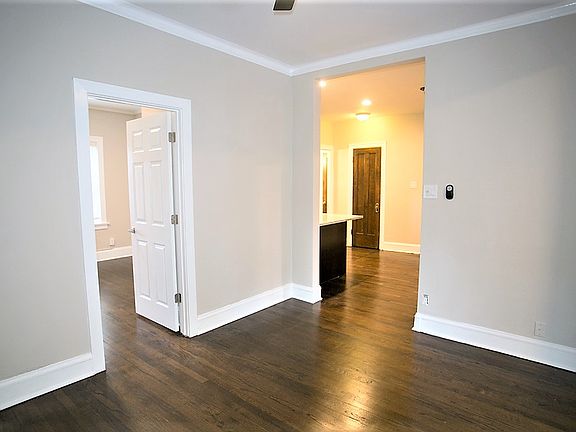 4th image of 1604 W Berwyn Ave #1606