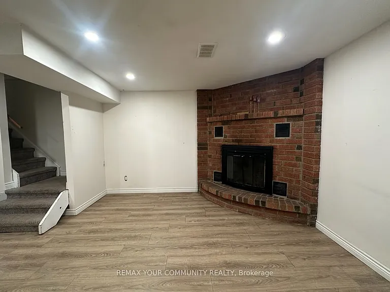 9 Buchanan Cres — Photo 19