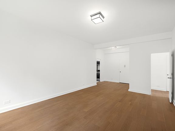 5th image of 136 E 55th St APT 9B