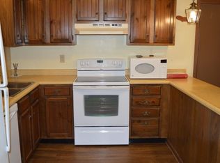 1617 Grafton Rd, Madison, WI 53716