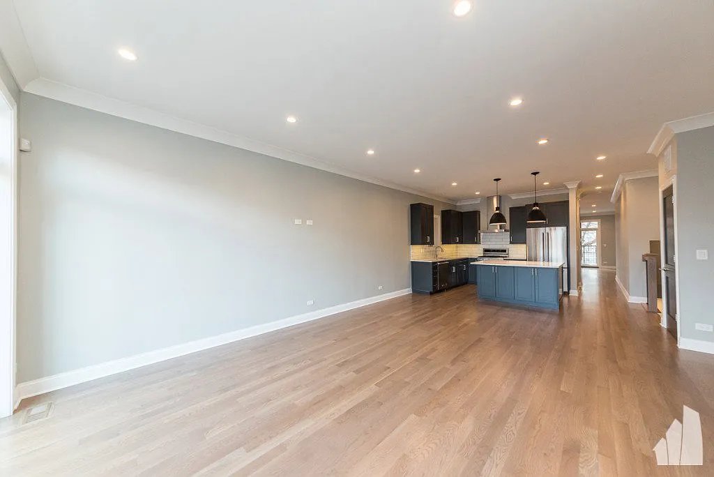 2 bed, 2.0 bath, $5,196 — Photo 4