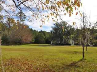 6217 Rockefeller Rd, Wadmalaw Island, SC 29487