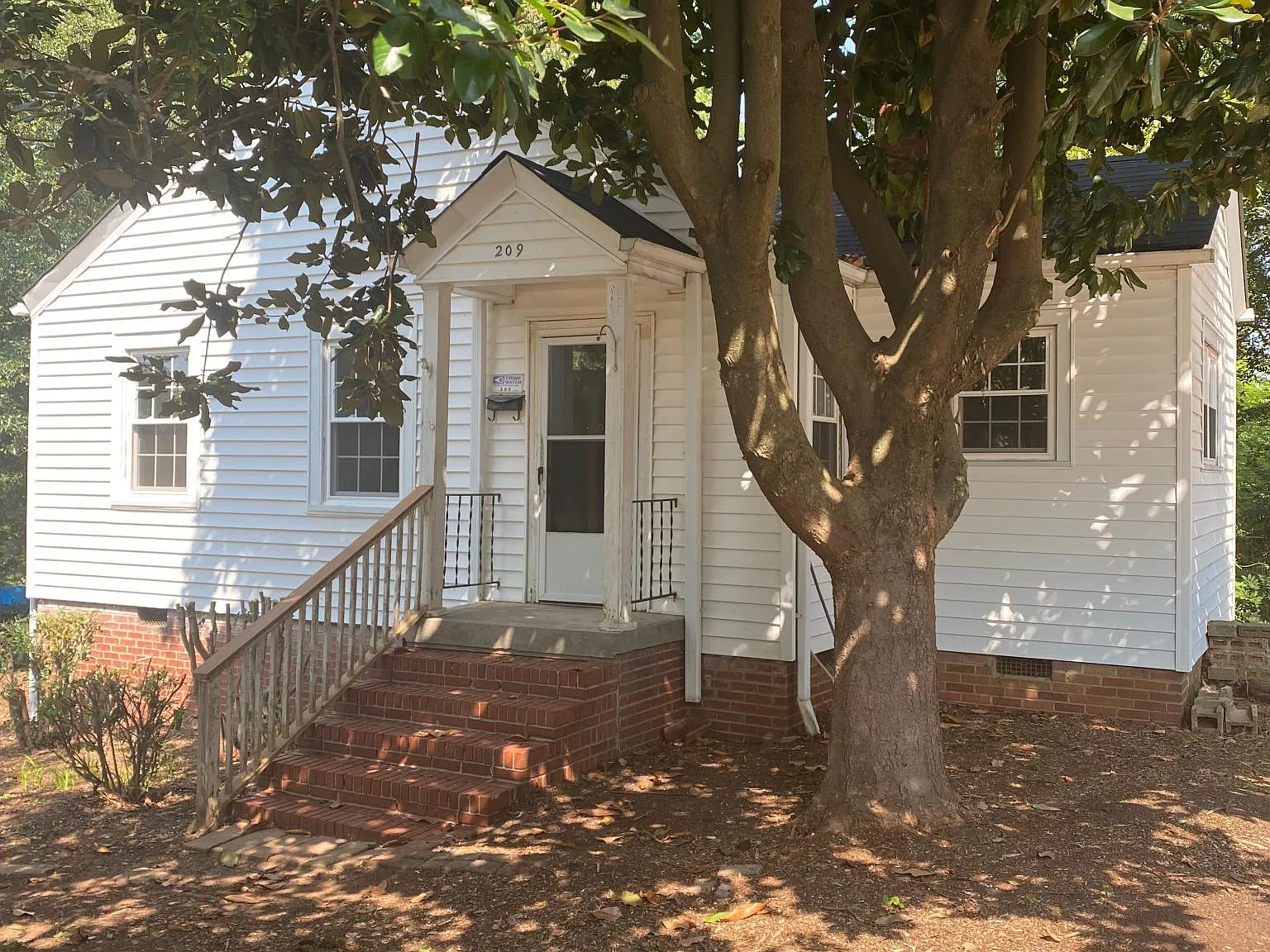 209 Beth Dr — Photo 2