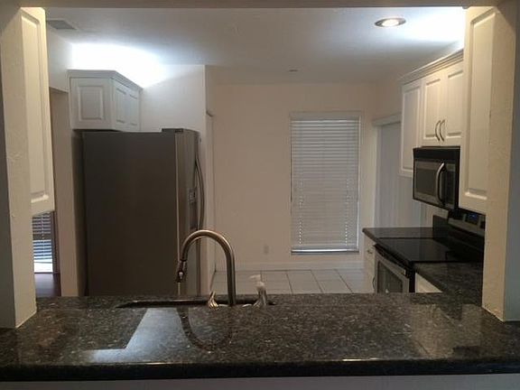 5th image of 1801 Maplewood Trail #1801