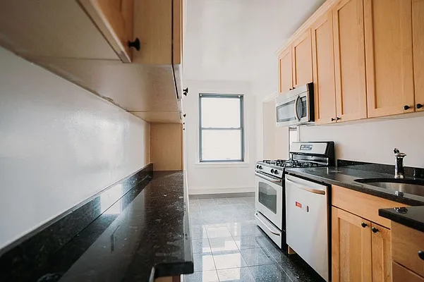 Rented by Corcoran | media 6