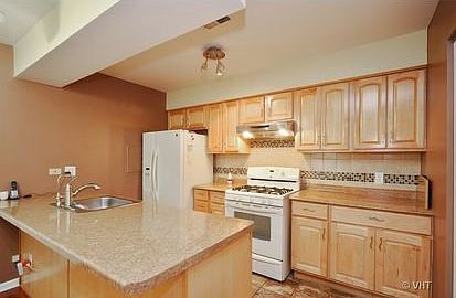 4th image of 1166 Cove Dr #213-A