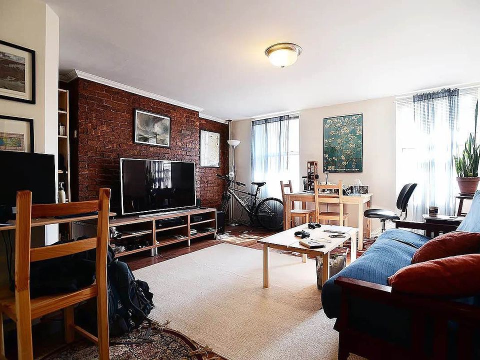 1st image of 276 E 10th St APT 6