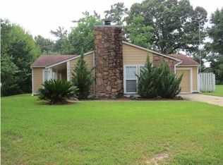 1437 Deatsville Hwy, Millbrook, AL 36054