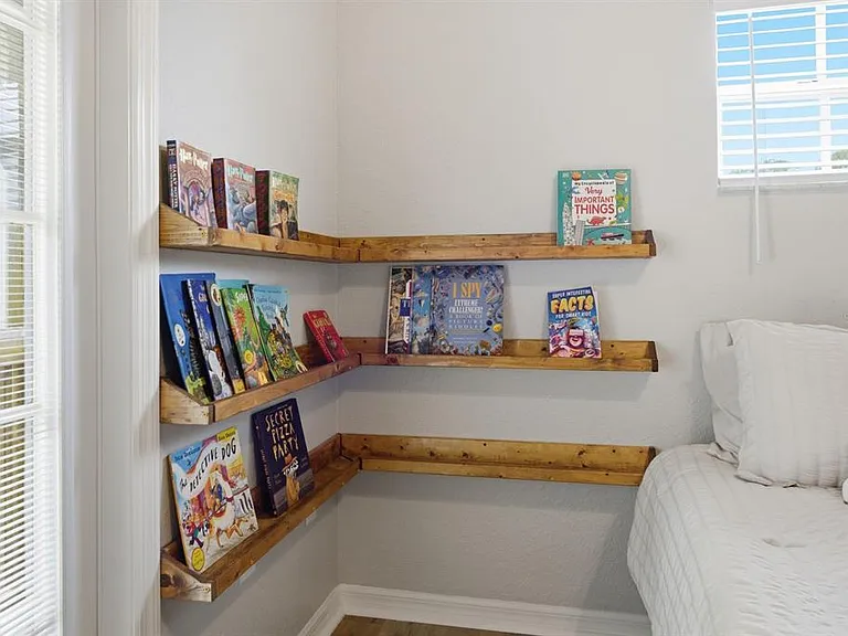 6731 Arroyo Dr — Photo 32