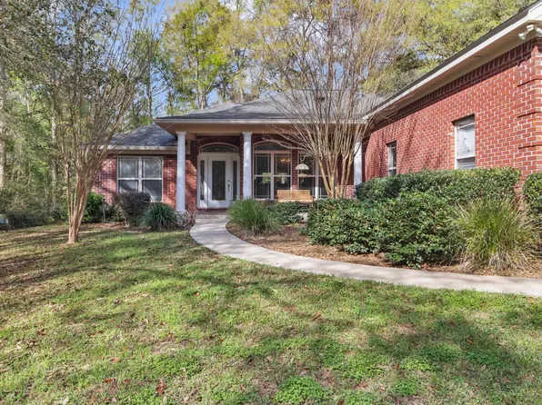2246 Holly Terrace Ln, Tallahassee, FL 32309