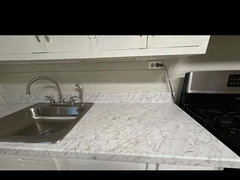 656 Villa Esta Ave — Photo 10