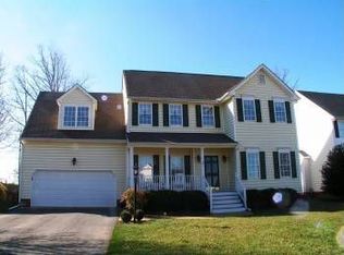 1431 Hawkins Wood Cir, Midlothian, VA 23114