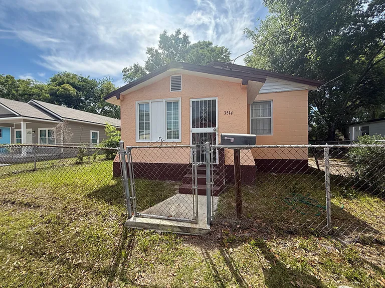 3514 Haines St — Photo 1