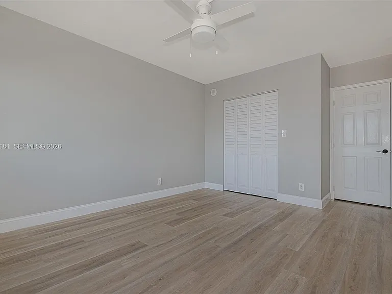 200 S Birch Rd #604 — Photo 15