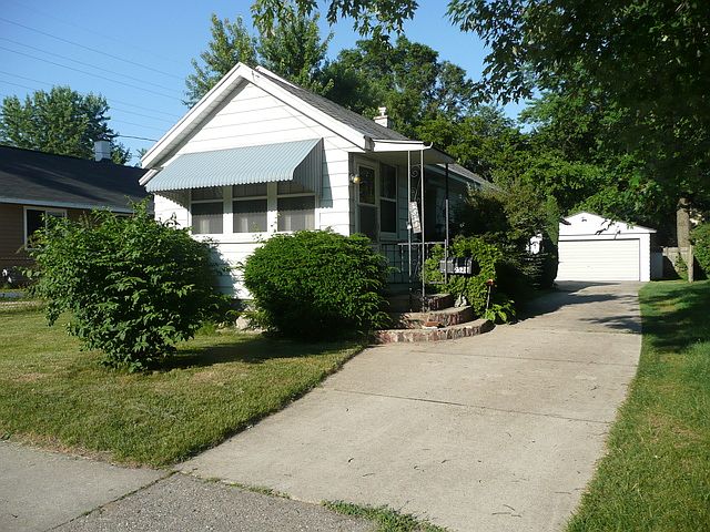 1st image of 2528 Woodward Ave SW