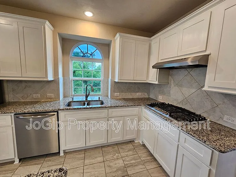 4318 Egret Ct — Photo 16