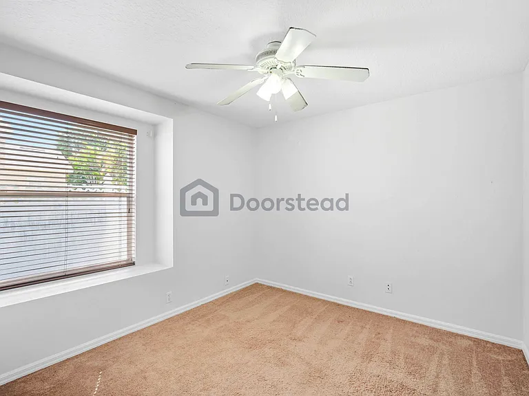 1256 Jasmine Lake Dr — Photo 27