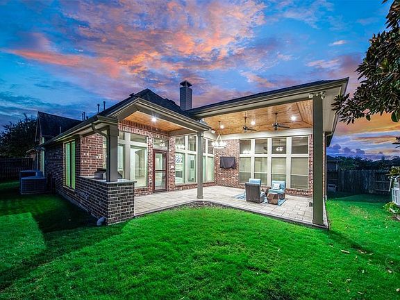 Just imagine the wonderful and special memories you can make here!