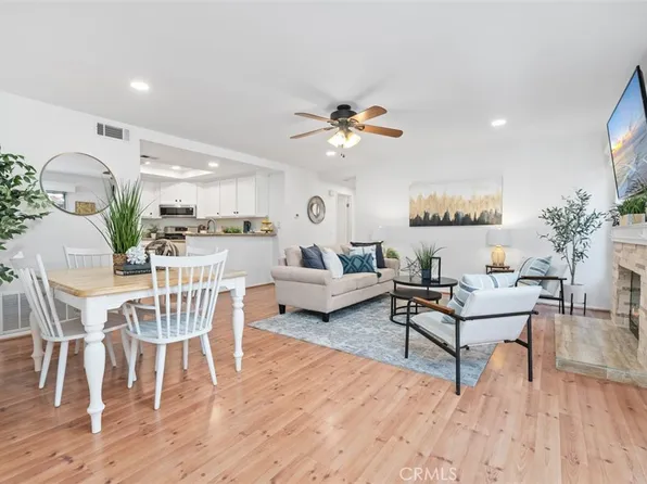 24 Vista Barranca #54, Rancho Santa Margarita, CA 92688