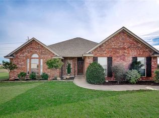 115 Deerchase Ct, Azle, TX 76020