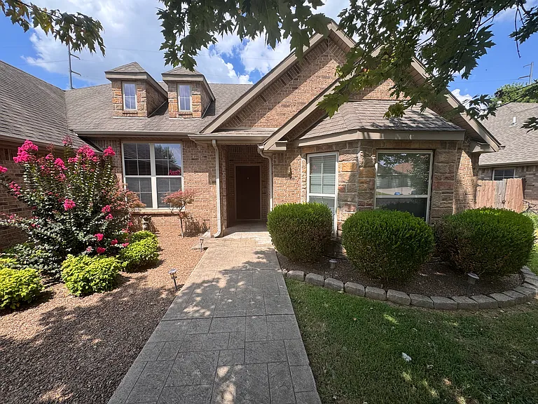 3104 Calm Ridge Rd — Photo 4
