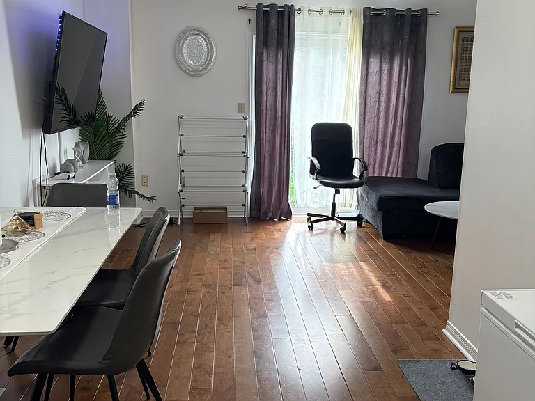 65 Dorchester Blvd #74 — Photo 3