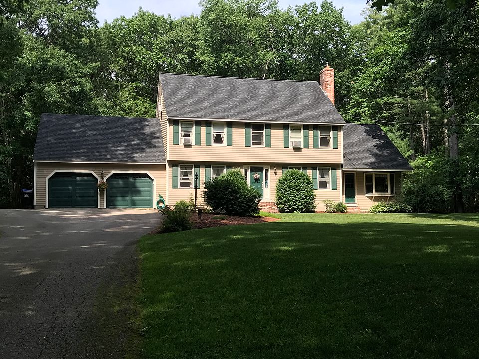 1st image of 22 Woodcrest Dr