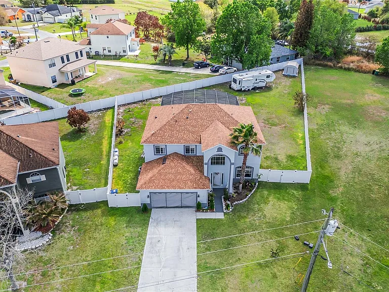 554 Bristol Cir — Photo 40