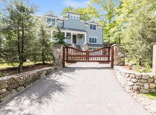 16 Laddins Rock Rd, Old Greenwich, CT 06870