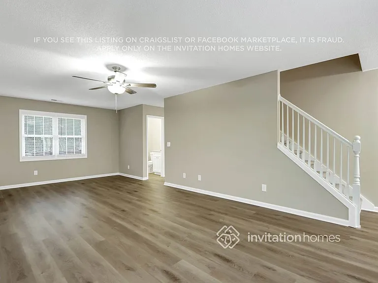 675 Clemson Ln — Photo 3