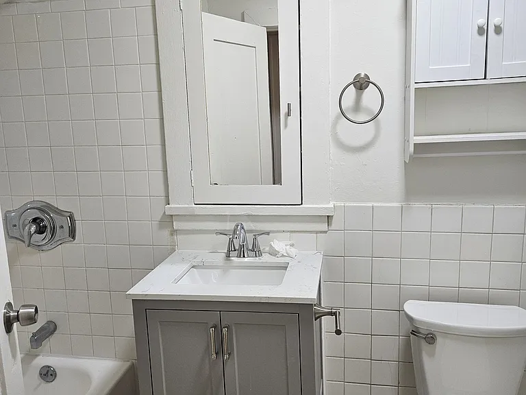 228 S Catalina St #4 — Photo 6
