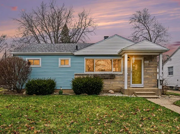 2301 Union Ave, South Bend, IN 46615