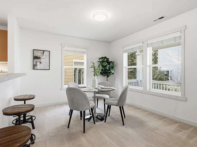 36703 SE Gravenstein Ct — Photo 8