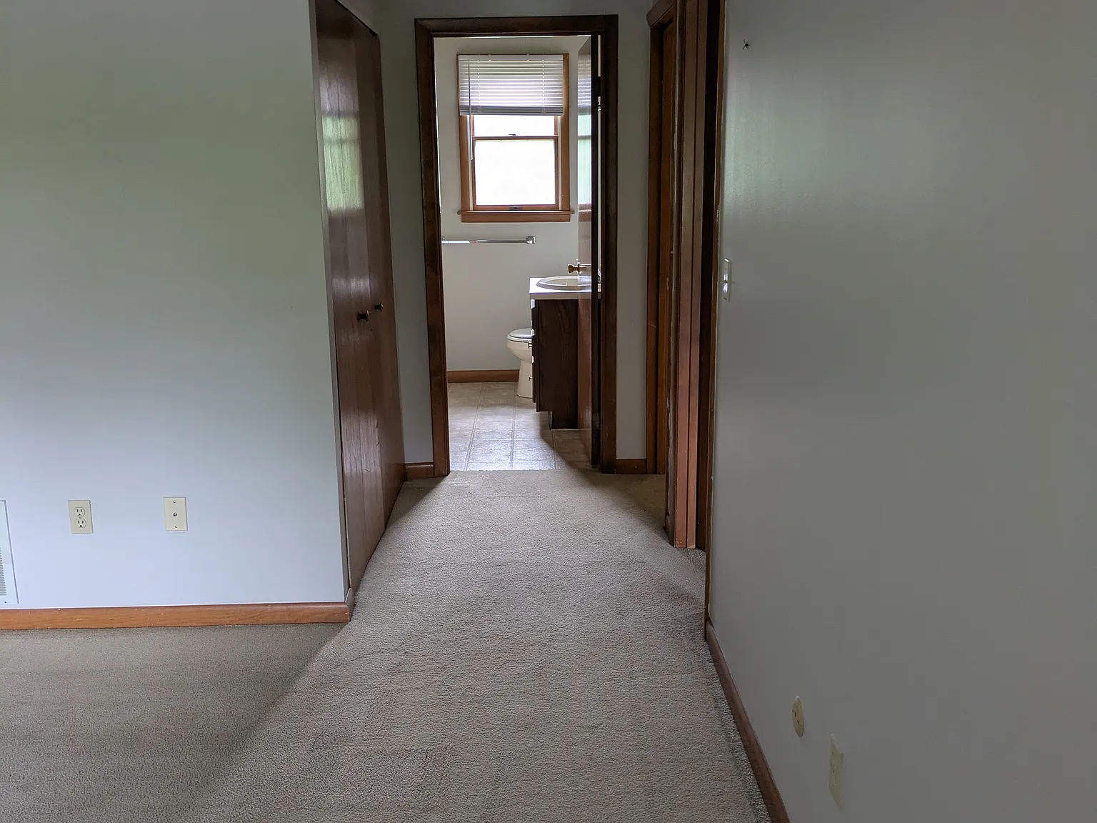 1340 Columbia Dr — Photo 4