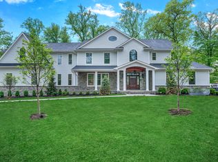 171 Nancy Ln, Wyckoff, NJ 07481