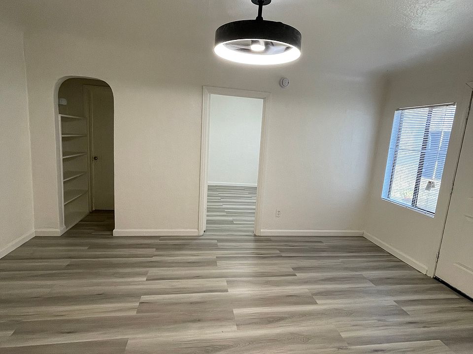 Living room to bedroom