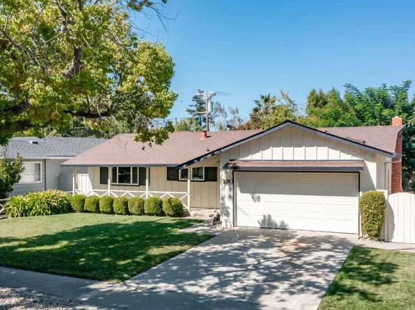 2271 Highland Park Ln, Campbell, CA 95008