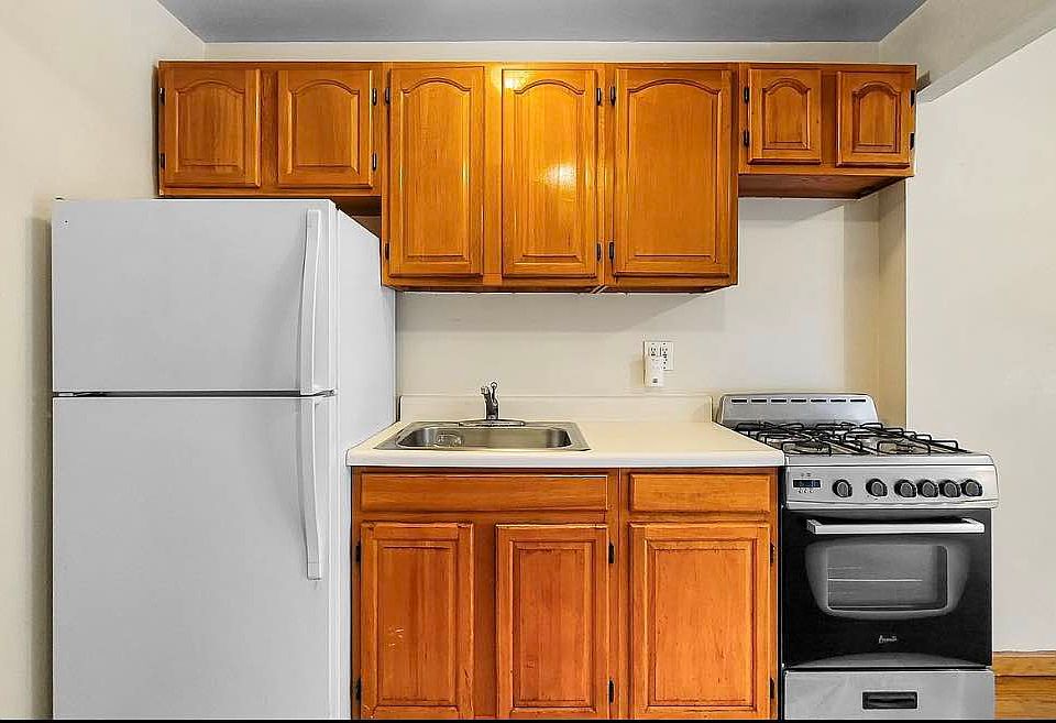 1st image of 1797 Lex Ave #4A